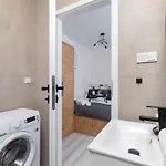 Modern Cracow Rakowicka 14 By Renters Lägenhet