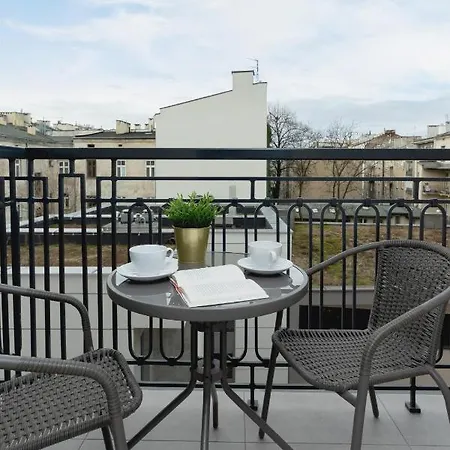 Modern Cracow Rakowicka 14 By Renters Krakov