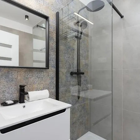 Cracow Rakowicka 14 By Renters *