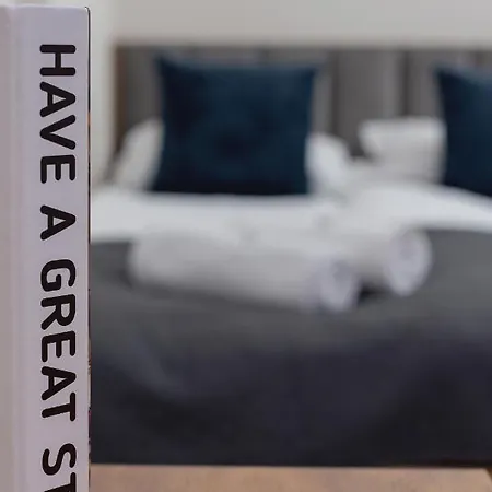 Cracow Rakowicka 14 By Renters Apartament *